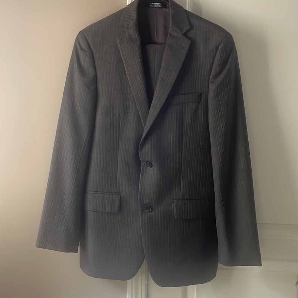 Marc Anthony Suit Set. Grey pinstripe. 38R jacket. 31 x 30 pants